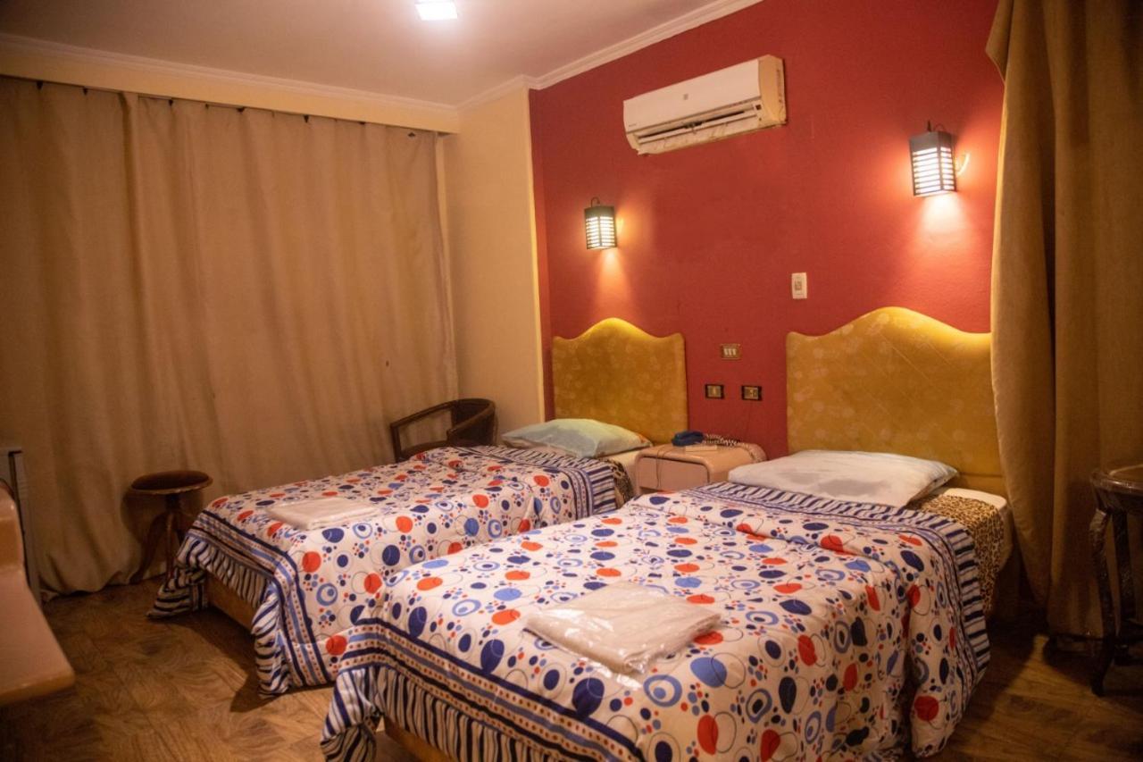 Oasis Hotel Heliopolis Cairo Room photo
